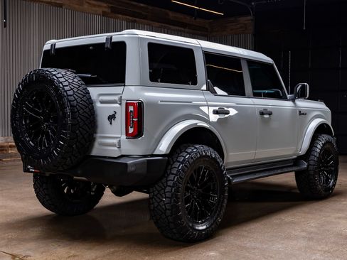 Used 2026 Ford Bronco Outer Banks AWD/4WD image 10