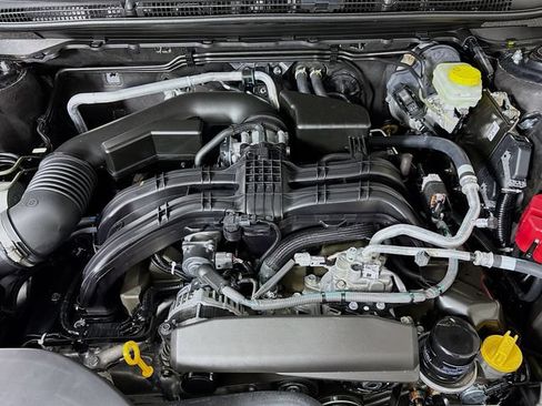 Certified 2025 Subaru Outback AWD/4WD image 30