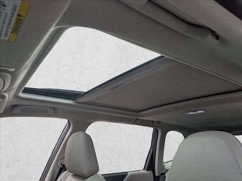 Certified 2023 Subaru Forester Limited image 16