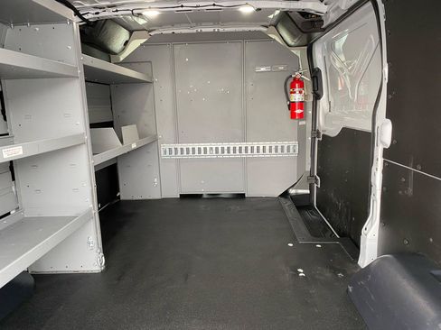 Used 2023 Ford Transit 250 Low Roof w/ Load Area Protection Package RWD image 13