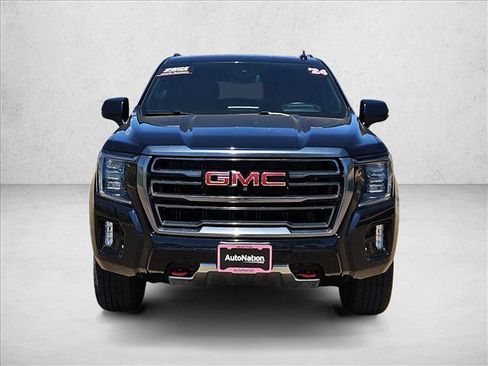 Used 2024 GMC Yukon AT4 w/ AT4 Premium Plus Package AWD/4WD image 2