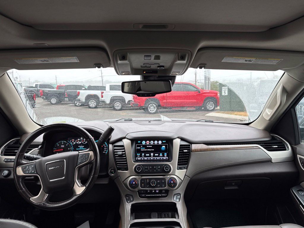 Used 2019 GMC Yukon XL Denali w/ Denali Ultimate Package RWD image 19