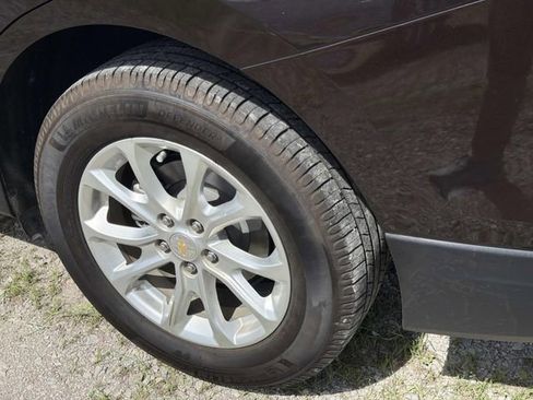 Used 2020 Chevrolet Equinox LT image 9