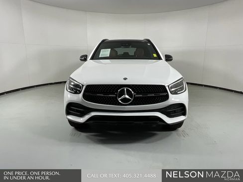 Used 2022 Mercedes-Benz GLC 300 4MATIC image 2