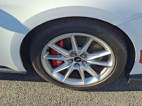 Used 2025 Ford Mustang GT Premium image 8