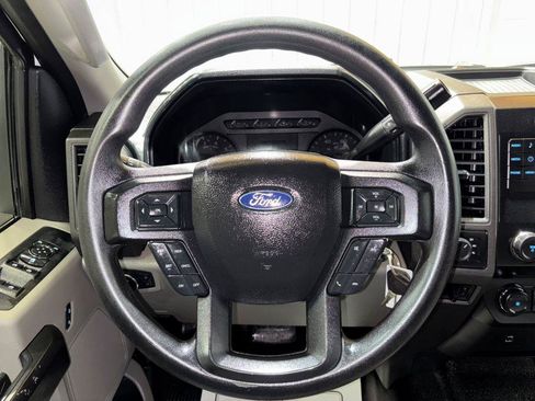 Used 2019 Ford F250 XL w/ Power Equipment Group AWD/4WD image 18
