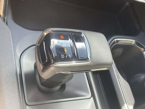 Used 2023 GMC Sierra 1500 AT4 w/ AT4 Premium Package AWD/4WD image 20