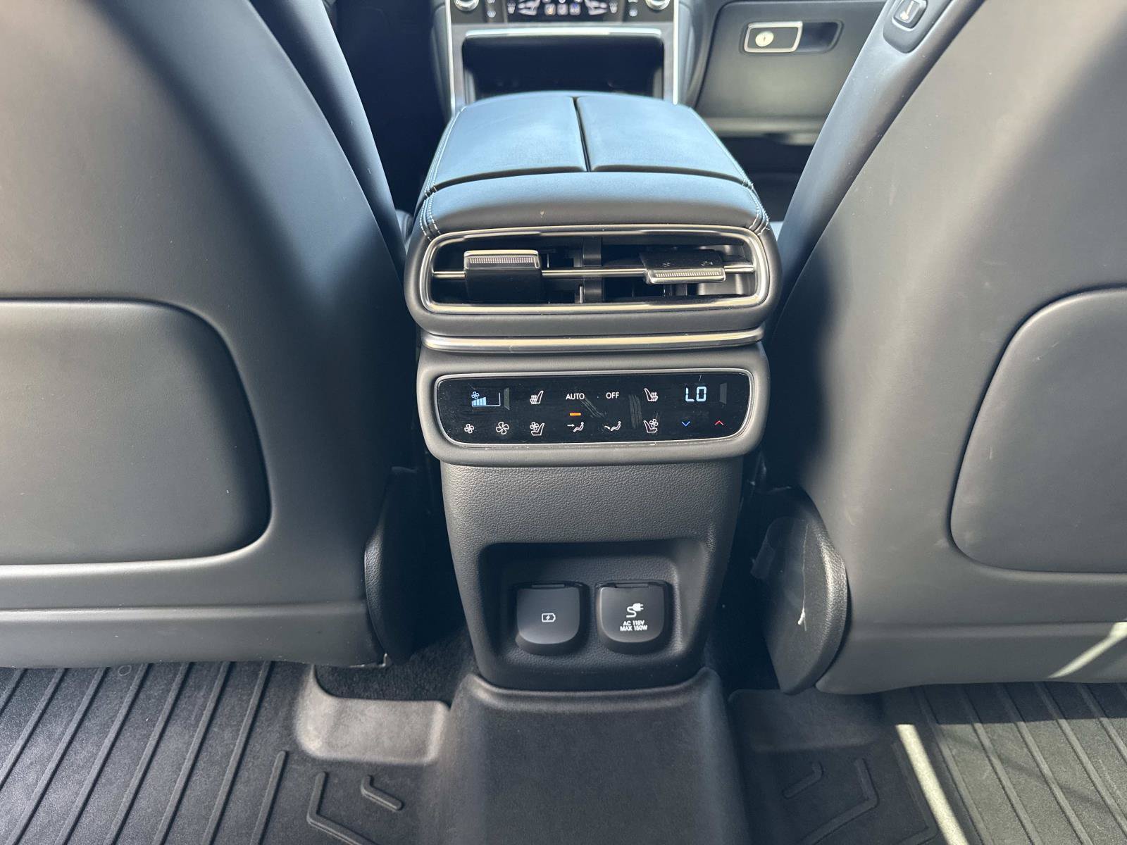 Used 2026 Genesis GV80 3.5T Prestige AWD/4WD image 17