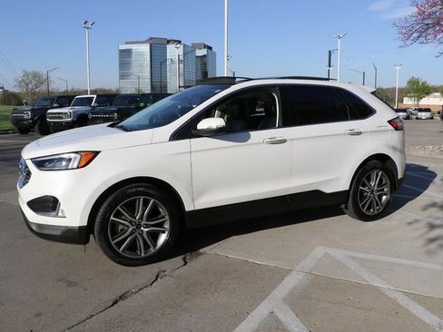 Used 2024 Ford Edge Titanium w/ Equipment Group 301A image 3