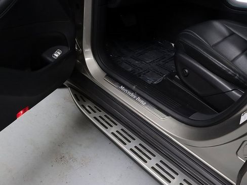 Used 2020 Mercedes-Benz GLE 350 4MATIC image 28