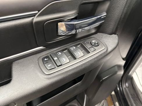 Used 2022 RAM 1500 Classic Warlock image 31