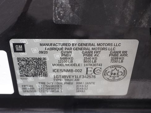 Used 2020 GMC Sierra 3500 AT4 w/ AT4 Premium Package AWD/4WD image 30