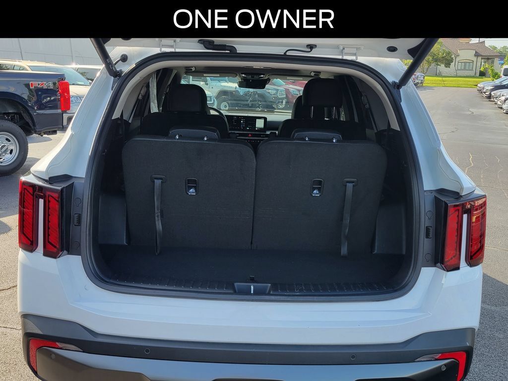 Used 2025 Kia Sorento X-Line EX AWD/4WD image 6