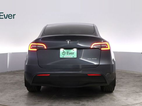 Used 2022 Tesla Model Y Long Range AWD/4WD image 15
