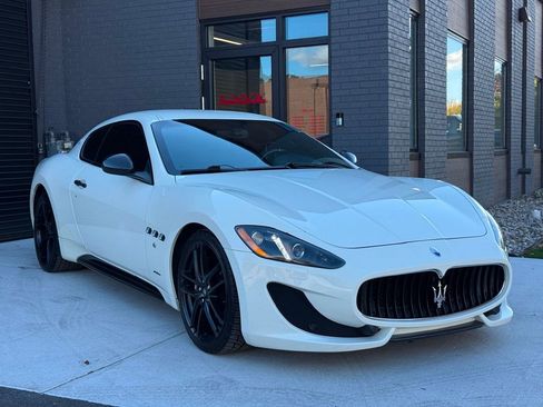 Used 2015 Maserati GranTurismo Sport image 1