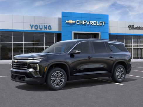 New 2026 Chevrolet Traverse LT w/ LPO, Floor Liner Package FWD image 2