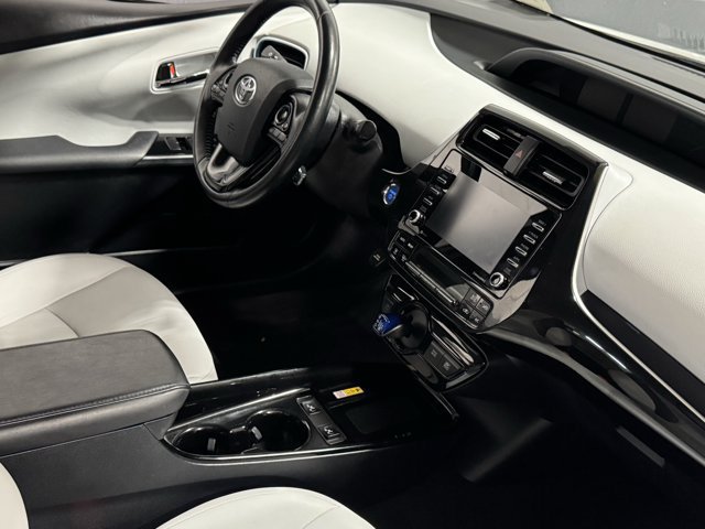 Used 2022 Toyota Prius XLE AWD/4WD image 26