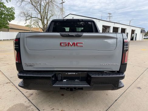 New 2026 GMC Sierra EV Elevation AWD/4WD image 31