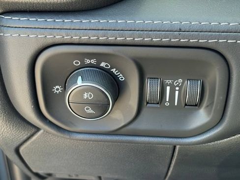 New 2026 RAM 2500 Limited AWD/4WD image 28