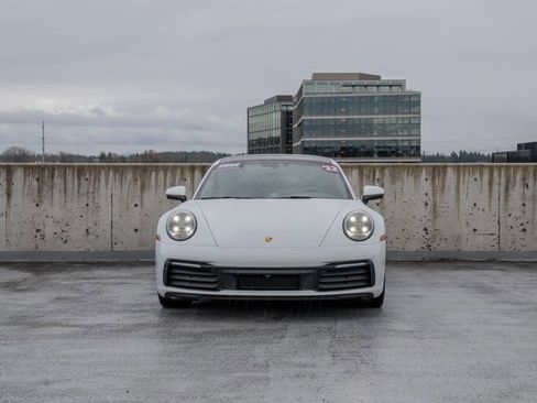 Used 2022 Porsche 911 Carrera 4 image 2