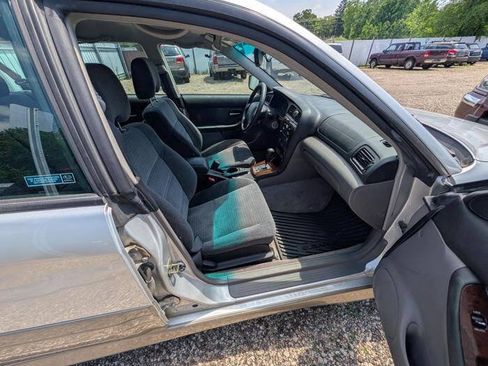 Used 2003 Subaru Outback Wagon AWD/4WD image 29
