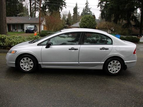 Used 2011 Honda Civic DX-VP image 12