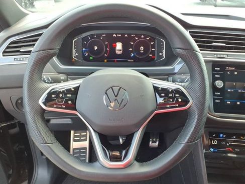 Used 2024 Volkswagen Tiguan SEL R-Line AWD/4WD image 21