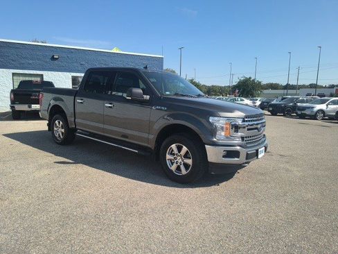 Used 2019 Ford F150 XLT w/ Equipment Group 302A Luxury image 7
