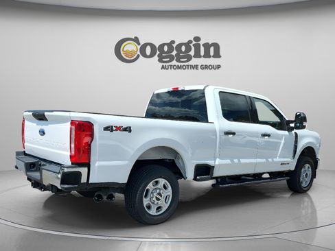 Used 2026 Ford F250 XLT AWD/4WD image 5