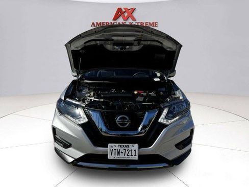 Used 2018 Nissan Rogue SV FWD image 57