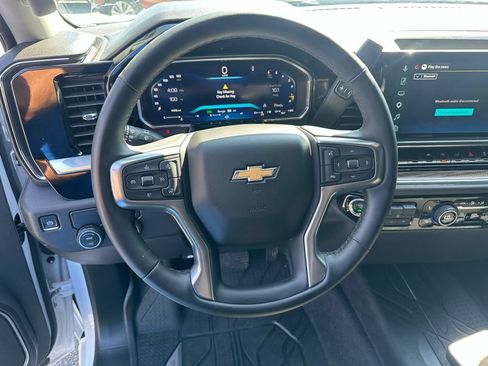 Used 2026 Chevrolet Silverado 1500 LT RWD image 13
