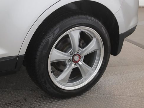 Used 2010 Ford Edge Limited image 14