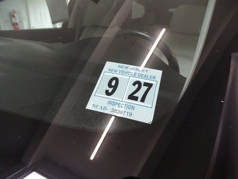 Used 2023 Buick Enclave Essence w/ Experience Buick Package image 27