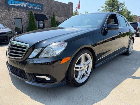 Used 2011 Mercedes-Benz E 350 Sedan image 1