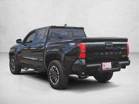 Certified 2025 Toyota Tacoma TRD Sport w/ TRD Sport Upgrade Package AWD/4WD image 8
