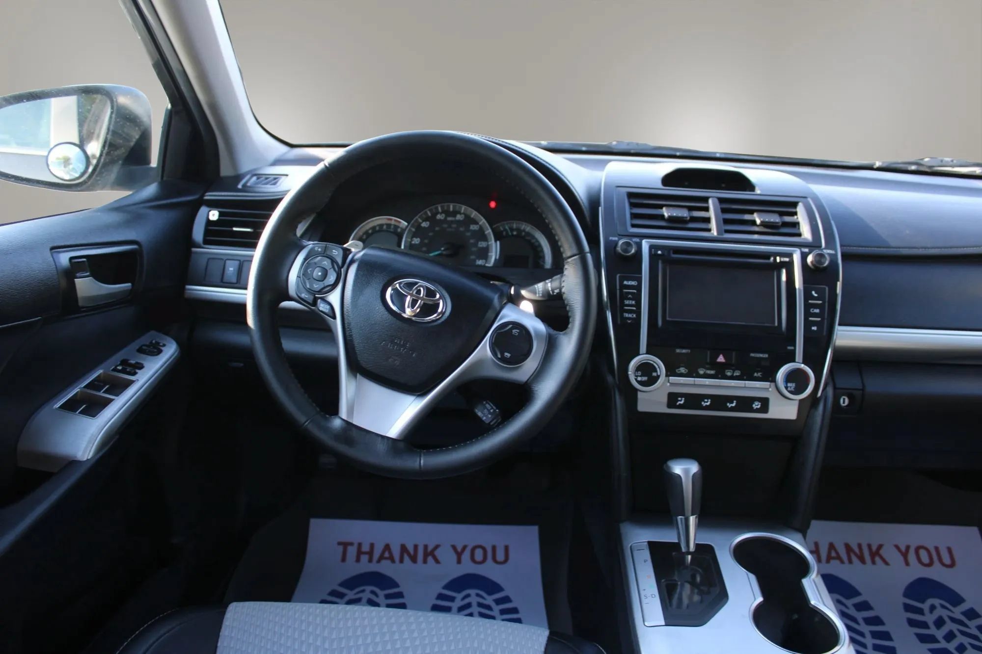 Used 2013 Toyota Camry SE FWD image 16