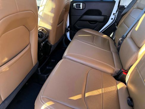 Used 2023 Jeep Wrangler Unlimited Sahara w/ Cold Weather Group image 7