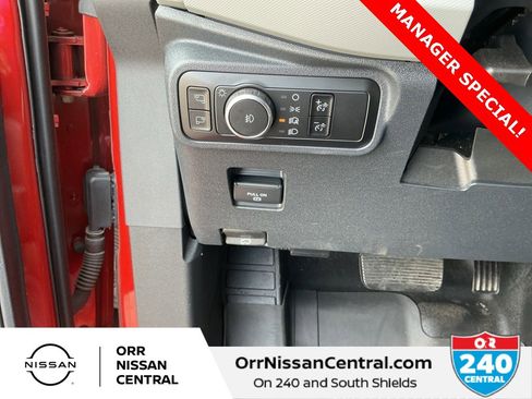 Used 2023 Ford Bronco Badlands image 17