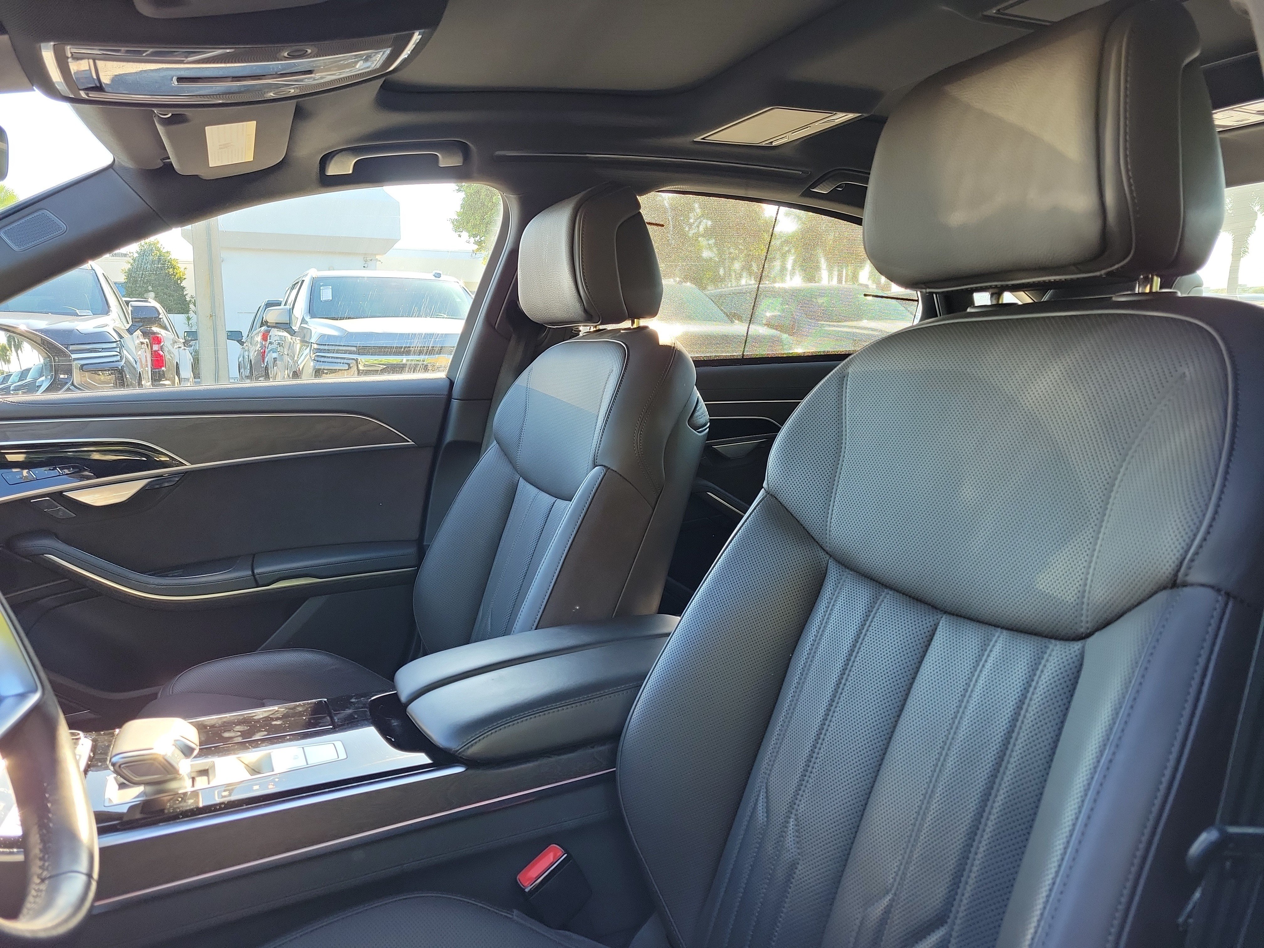 Used 2023 Audi A8 L 3.0T w/ Comfort Plus Package AWD/4WD image 22