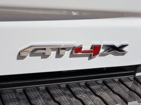New 2025 GMC Sierra 1500 AT4X image 6