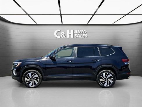 Used 2025 Volkswagen Atlas SE FWD image 11