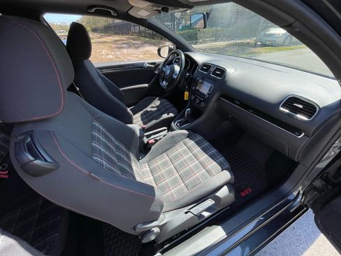 Used 2010 Volkswagen GTI 2.0T 2-Door image 25