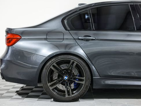Used 2017 BMW M3 RWD image 2