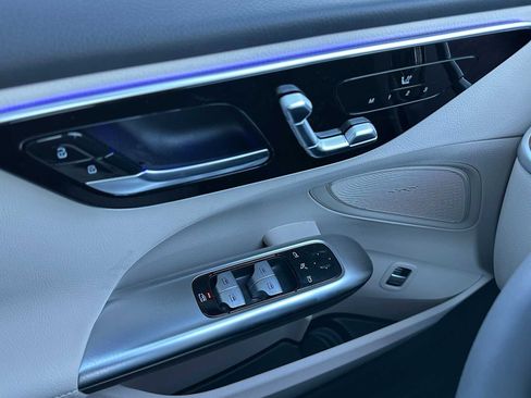 New 2026 Mercedes-Benz C 300 4MATIC Sedan image 31