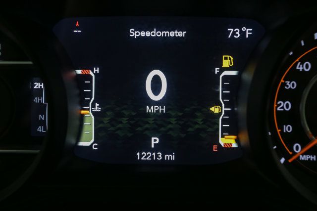 Used 2026 Jeep Wrangler Unlimited Sahara AWD/4WD image 33