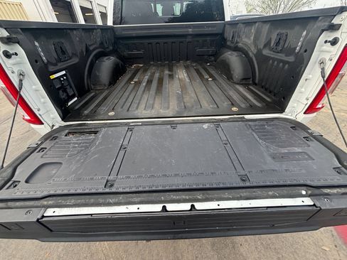 Used 2023 Ford F150 Limited image 4