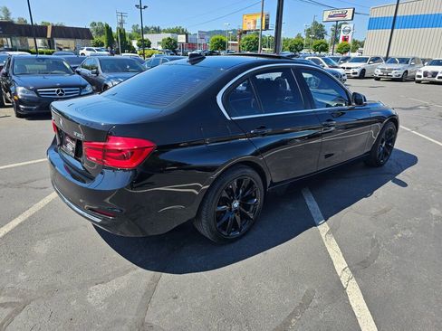 Used 2017 BMW 330i xDrive Sedan image 5