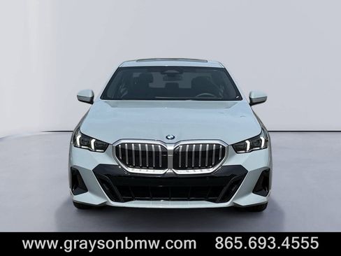 Used 2026 BMW 530i xDrive image 7