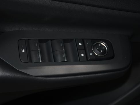 New 2026 Toyota Prius FWD image 6