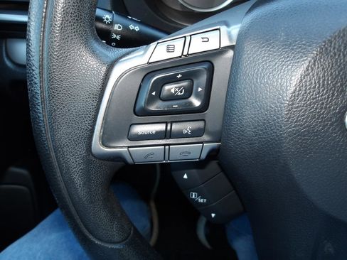 Used 2016 Subaru Forester 2.5i AWD/4WD image 15